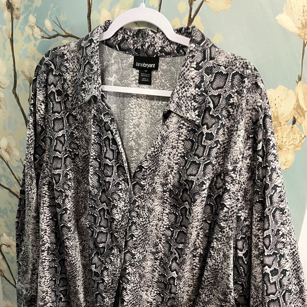 Lane Bryant Snakeskin Print Button Up Top